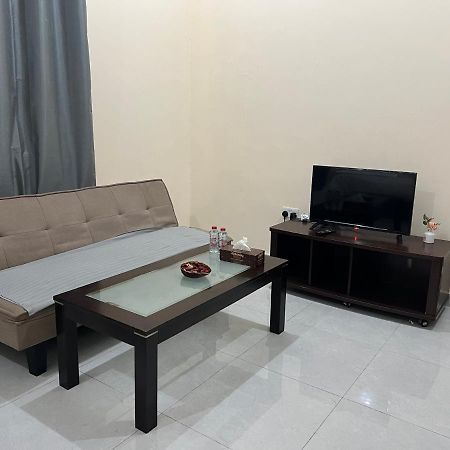 Cozy Private Studio Apartment Near Airport Abu Dhabi Esterno foto