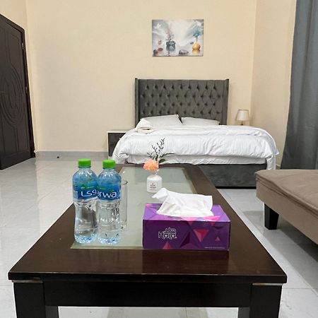 Cozy Private Studio Apartment Near Airport Abu Dhabi Esterno foto