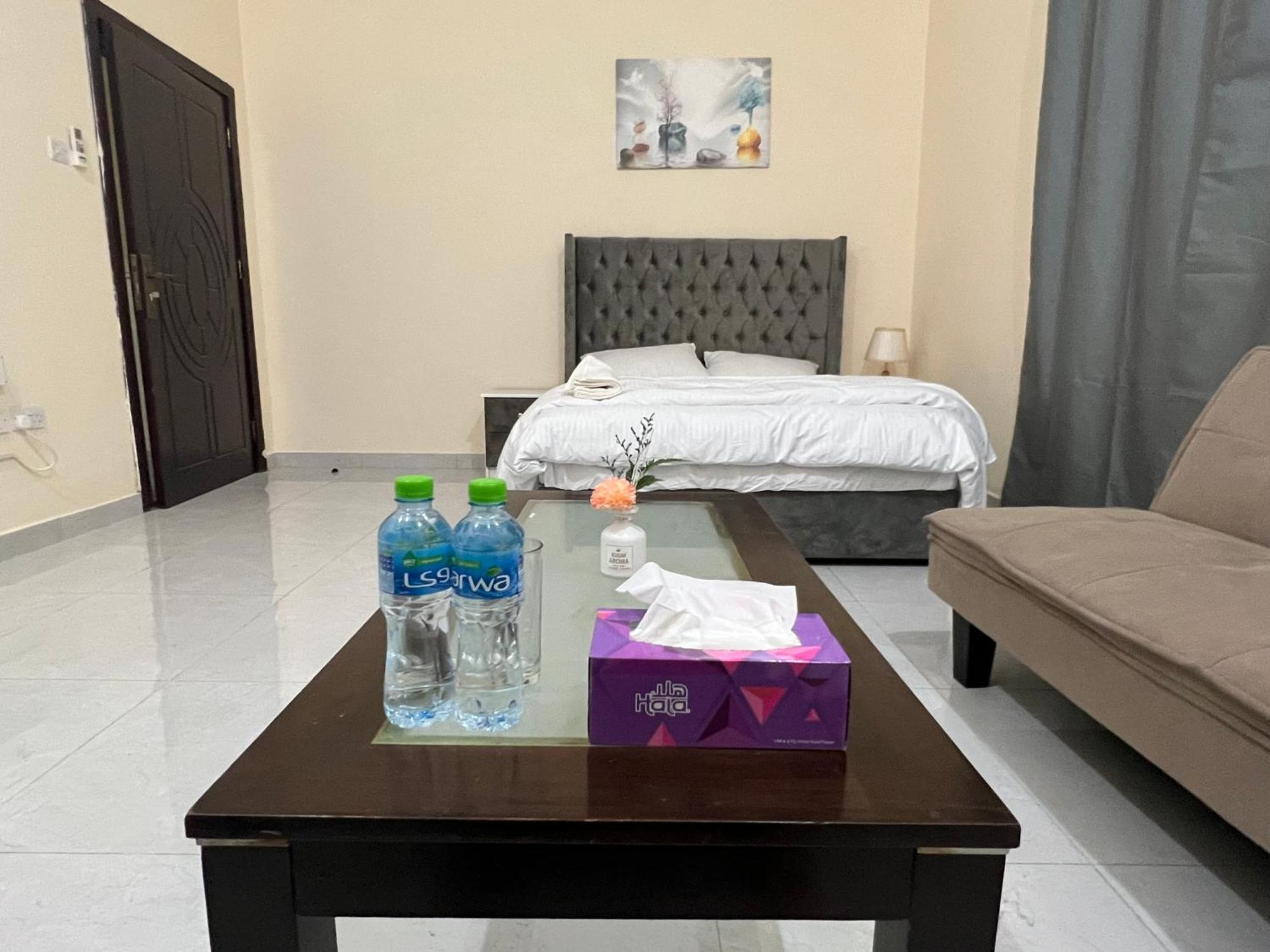 Cozy Private Studio Apartment Near Airport Abu Dhabi Esterno foto